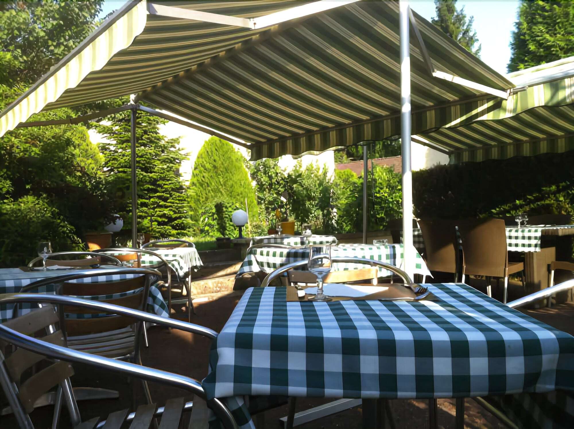 Les Tilleuls Montbeliard Sud Audincourt Dış mekan fotoğraf